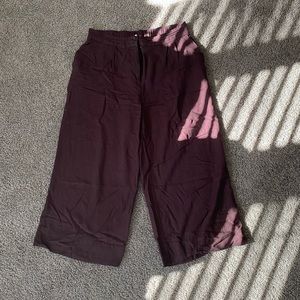 Maroon Cropped Pants